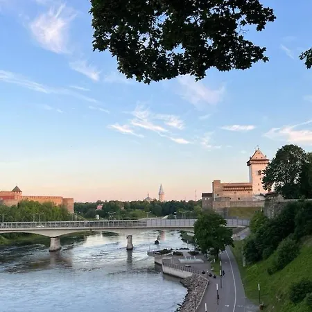 Center Apartment, Walk To Border Apartment Narva